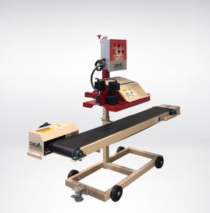 The MILL-SLR Bag Sealer by CME is an affordable, heavy-duty hot air sealer engineered for continuous and consistent seals.