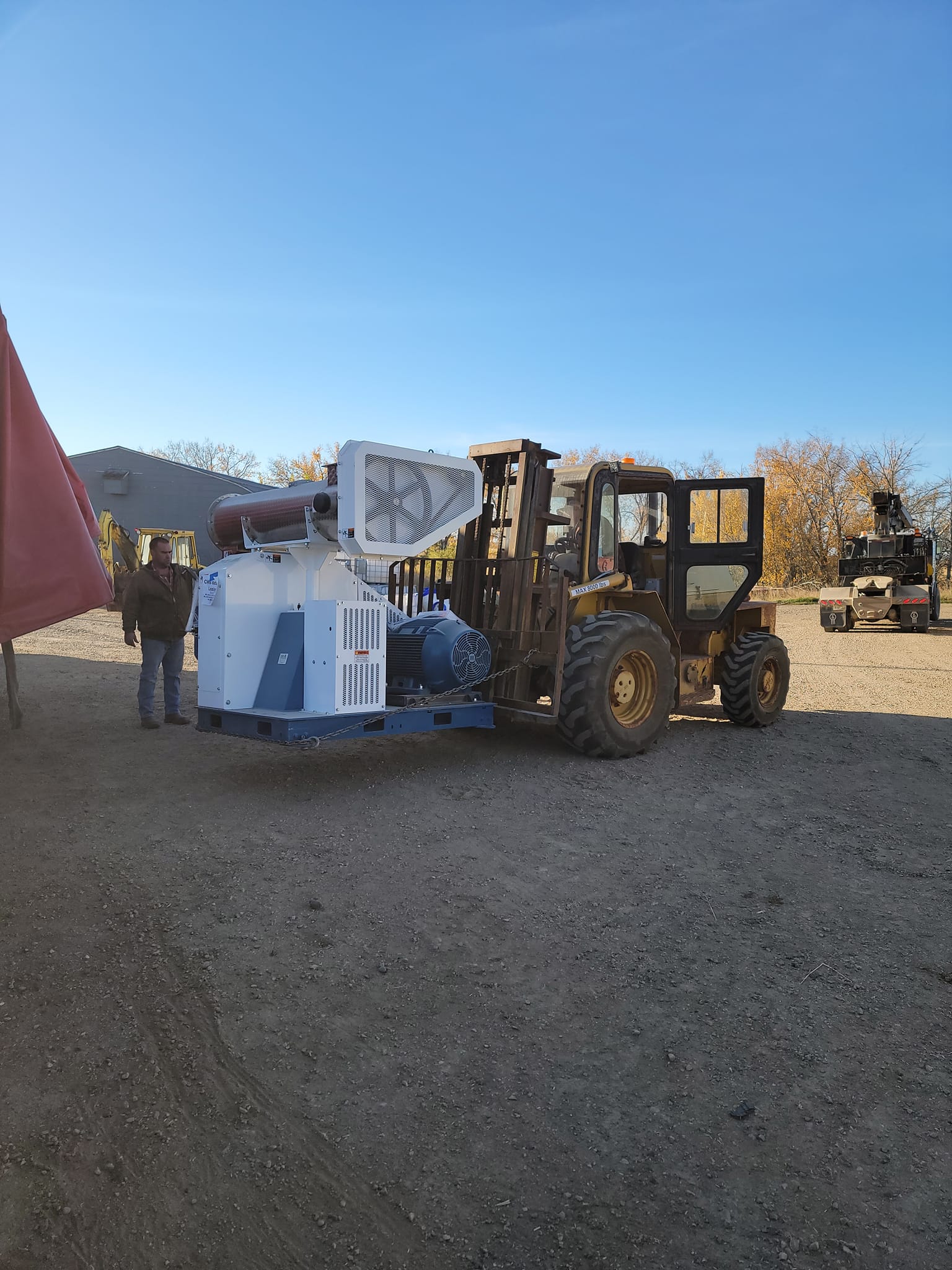 McCraken Grain unloading the CME R200 pellet mill at their facility.